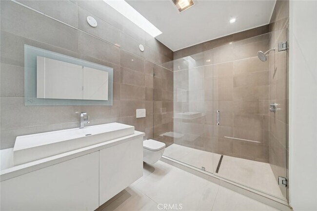 Building Photo - 4607 Perham Rd