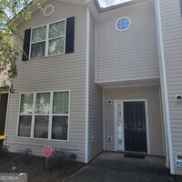 Building Photo - 2290 Nicole Dr