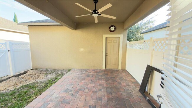 Building Photo - 13040 Overstreet Rd