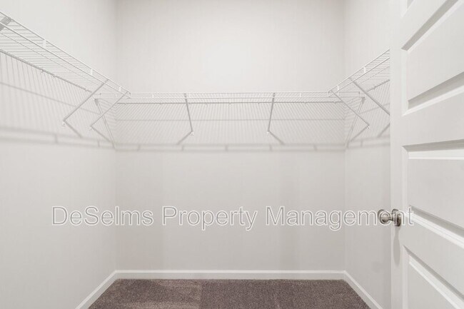 Building Photo - 431 Alcott Wy