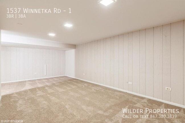 Building Photo - 1537 Winnetka Rd