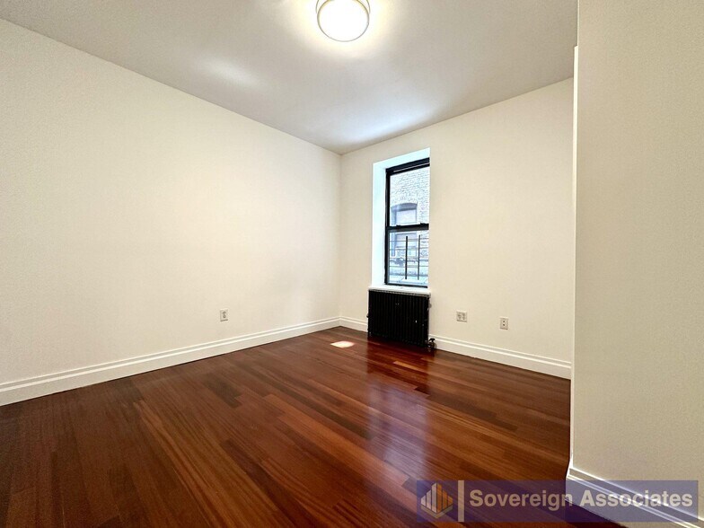Building Photo - 601 W 137th St