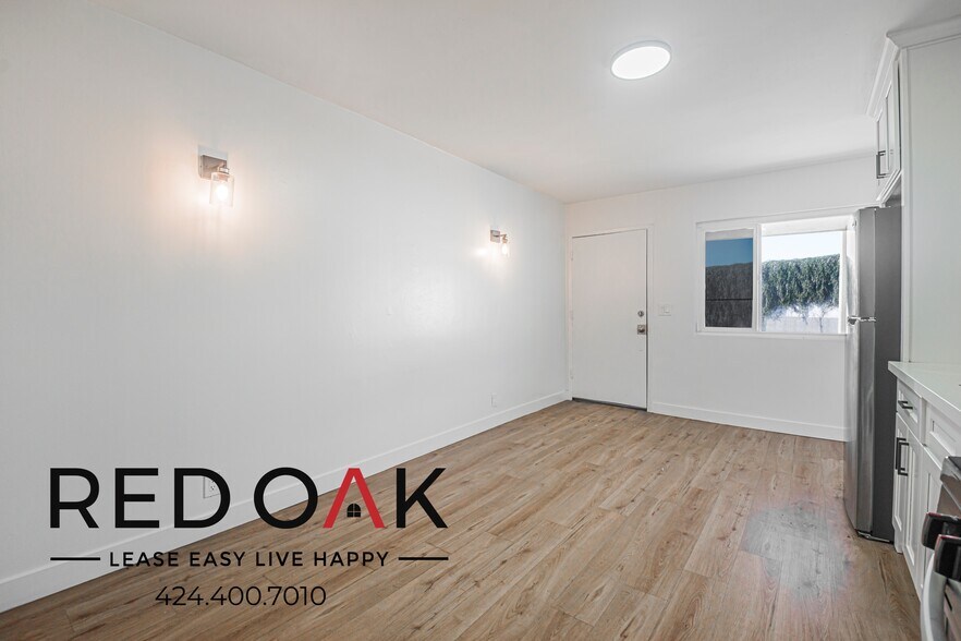 Building Photo - 340 W 87th St