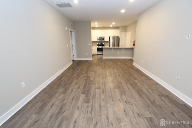 Building Photo - 814 Stiller Ln