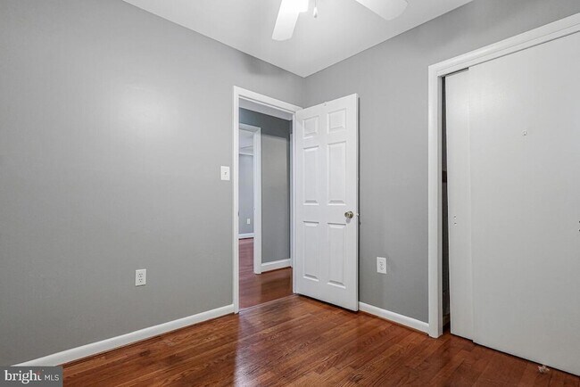 Building Photo - 6912 Eilerson St