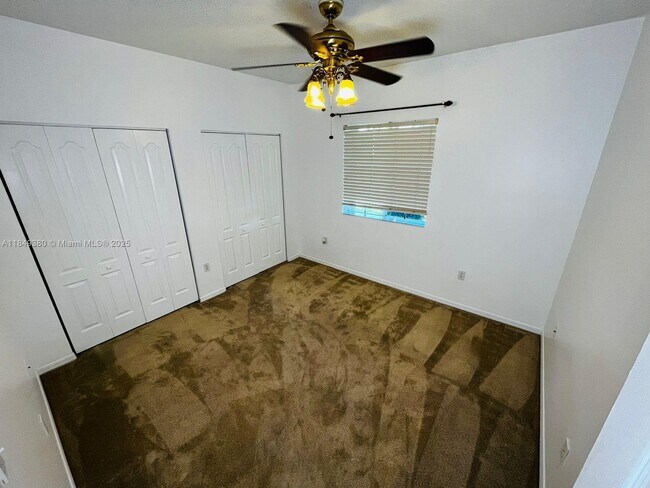 Building Photo - 16244 SW 95th St