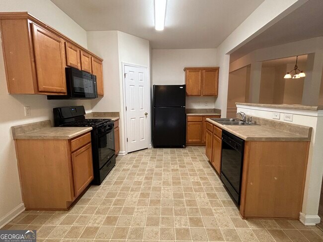 Building Photo - 2683 Winslow Ridge Dr NE