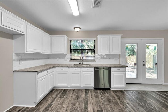 Building Photo - 9020 Zapata Way