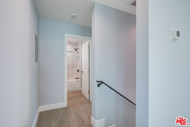 Building Photo - 355 Panama Ave