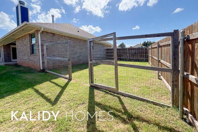Building Photo - 8408 Lambert Wy