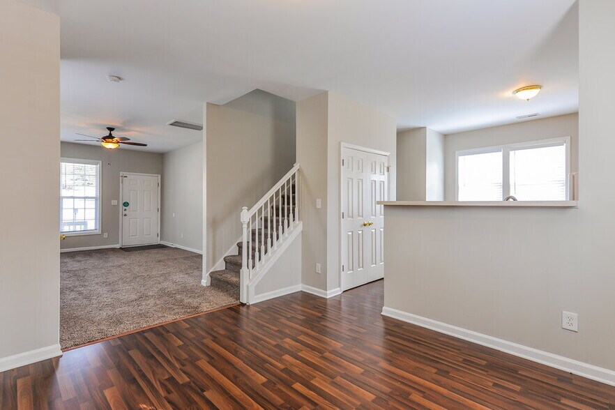 Building Photo - 3879 Pin Oak Rd