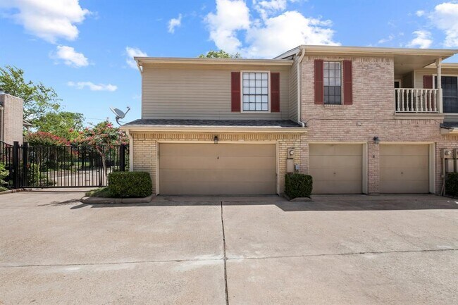 Building Photo - 7350 Kirby Dr