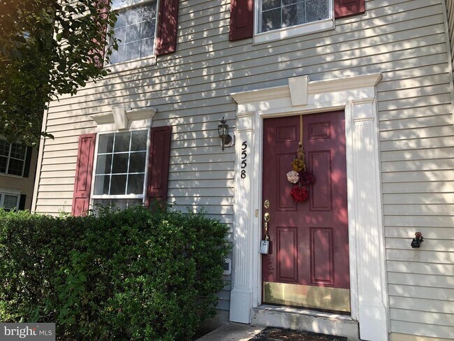 Building Photo - 5558 Clifton Crest Way