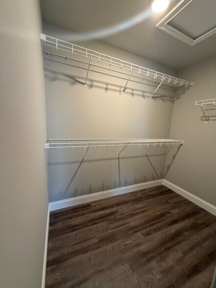 Building Photo - 2628 Parkers Mdw Ln