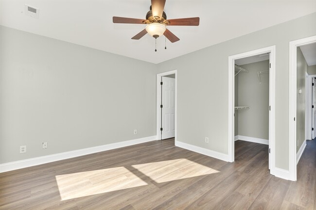 Building Photo - 4008 Scarlet Oak Ct