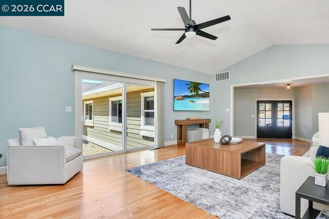 Building Photo - 4161 Leon Dr