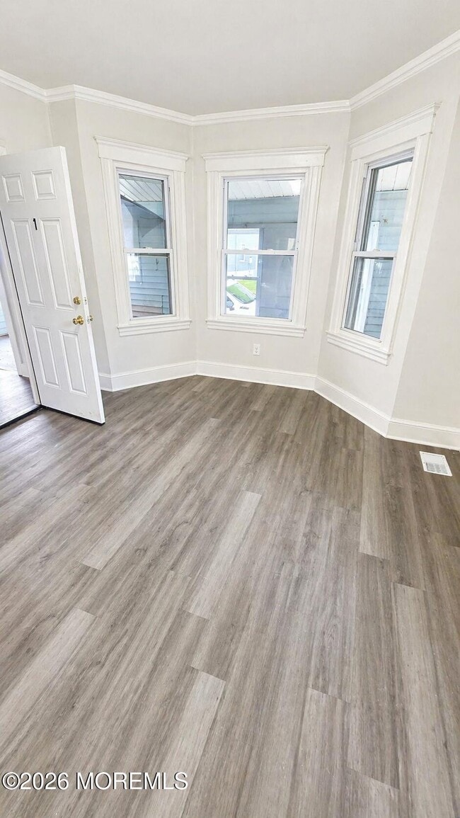 Building Photo - 21 Atkins Ave