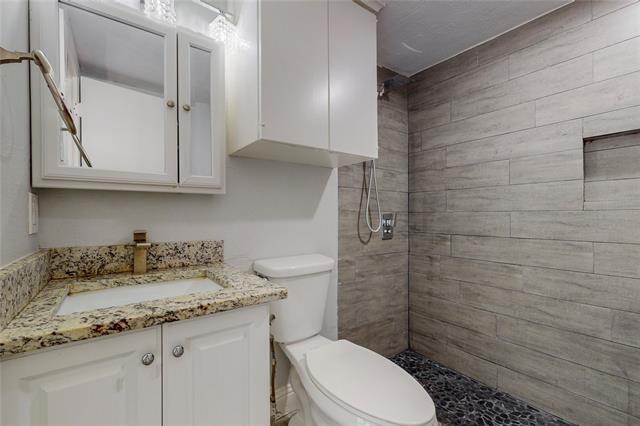 Building Photo - 5132 Amesbury Dr