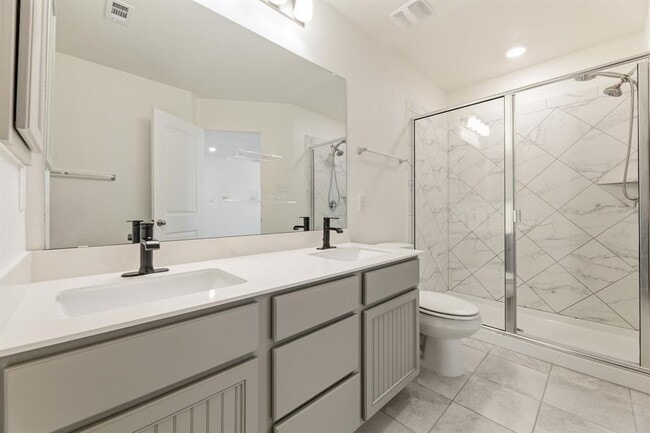 Building Photo - 365 Rocroi Dr