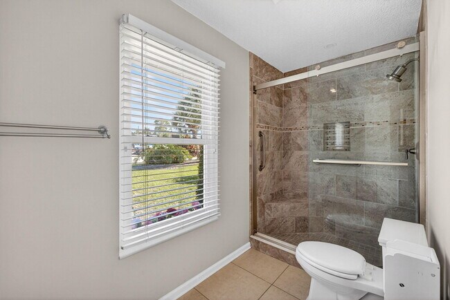 Building Photo - 341 11th Ave