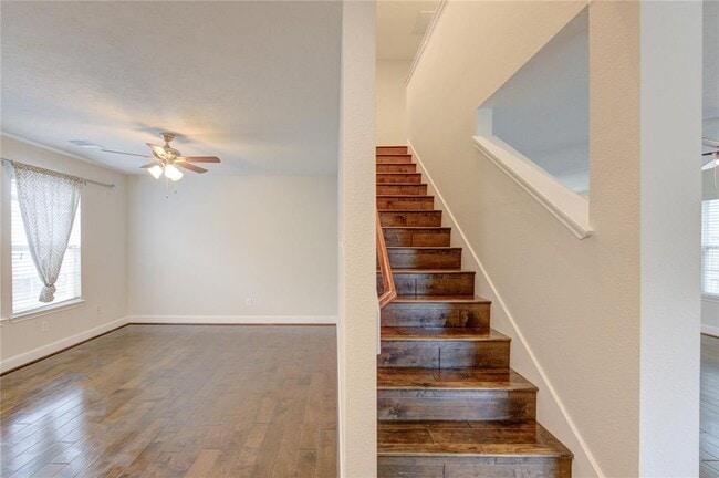 Building Photo - 18503 Fair Grange Ln