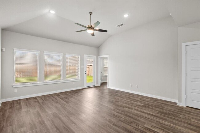 Building Photo - 21619 Coral Mist Dr