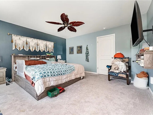 Building Photo - Earn Wealth While Leasing - Like a Homeown...