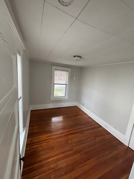 Building Photo - 87 Highland Ave