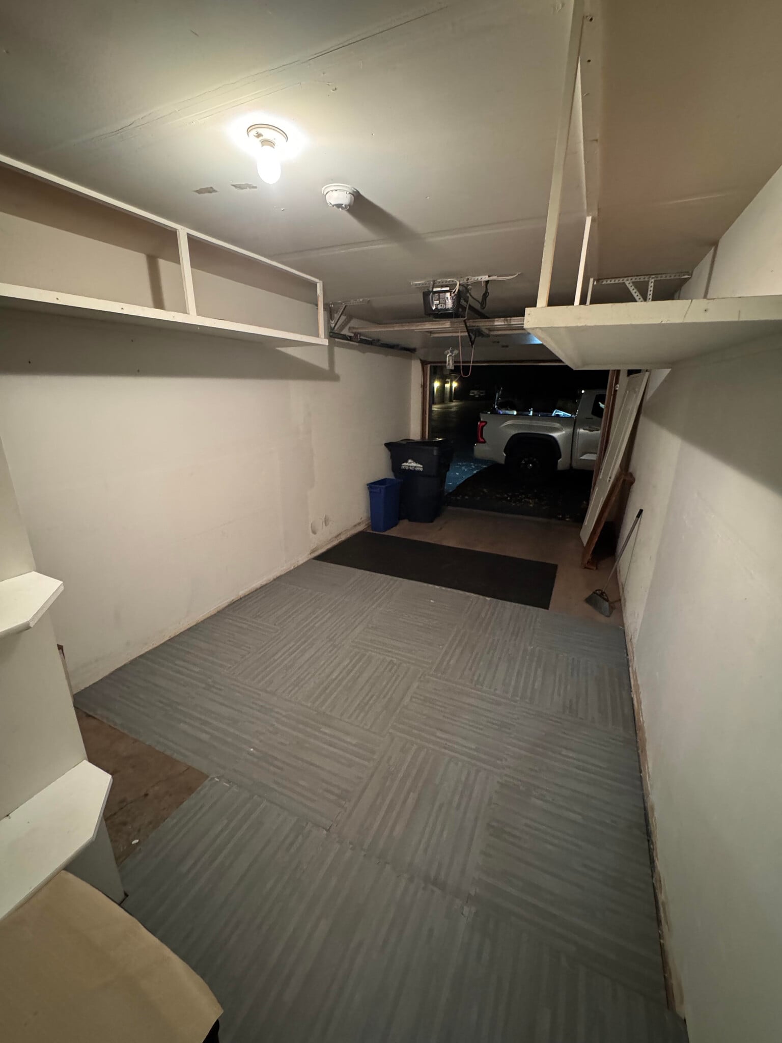 Garage and Storage - 2204 Elk Ln