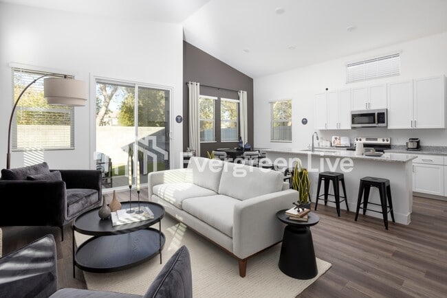 Building Photo - 9117 N 181st Ave