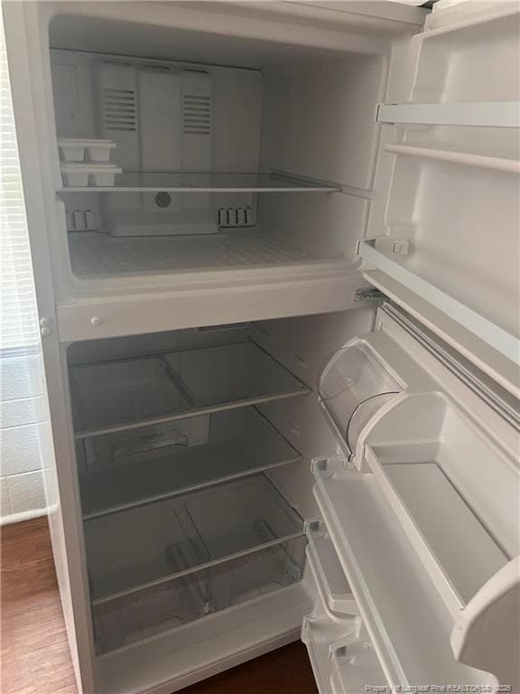 Building Photo - 421 Squirrel St