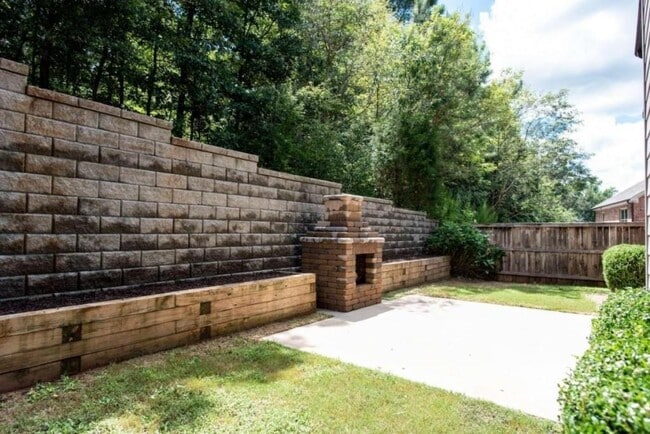 Building Photo - 173 Putters Dr