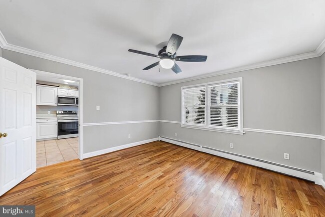 Building Photo - 4236 Florida Ave