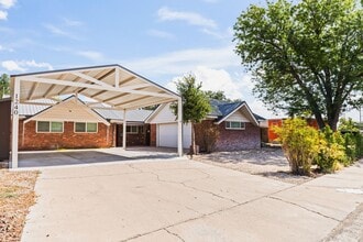 Building Photo - 1240 W Copper Ave