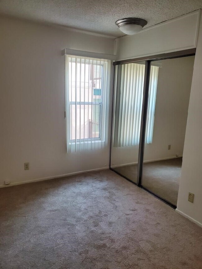 Building Photo - Le Vieux Carre Apartments