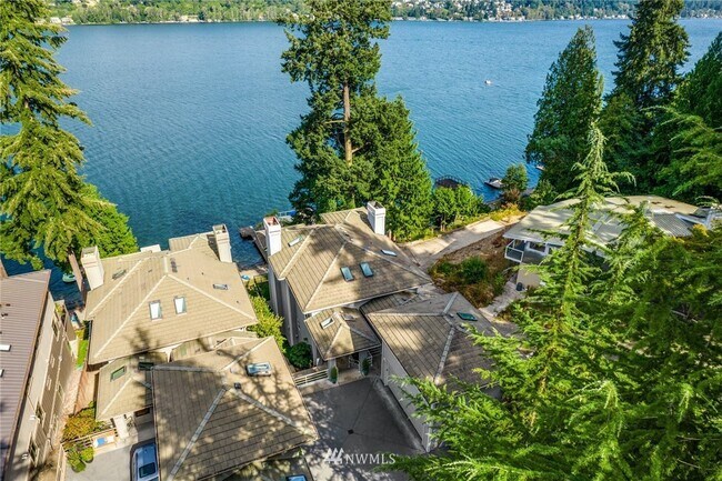 Building Photo - 2410 West Lake Sammamish Pkwy NE