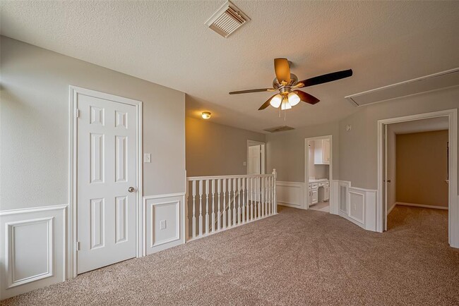 Building Photo - 215 Wood Cir Ln