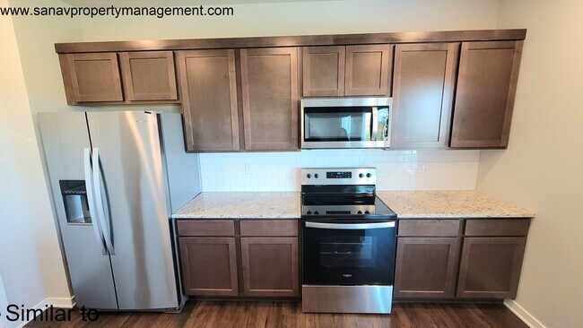 Building Photo - Fantastic Single-Family Home w/ 3 Car Garage - Ankeny