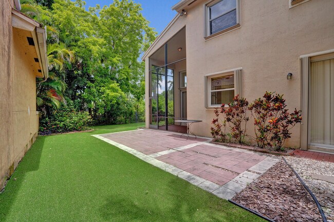 Building Photo - 5897 NW 120th Terrace