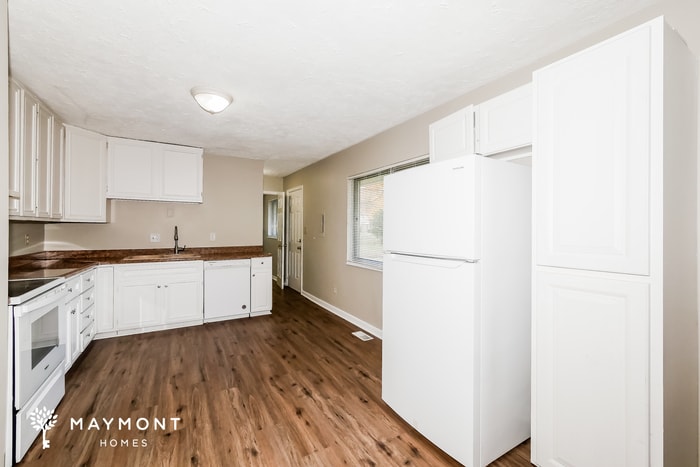 Building Photo - 44 Hyde Park Row