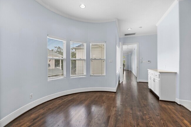 Building Photo - 4626 Braeburn Dr