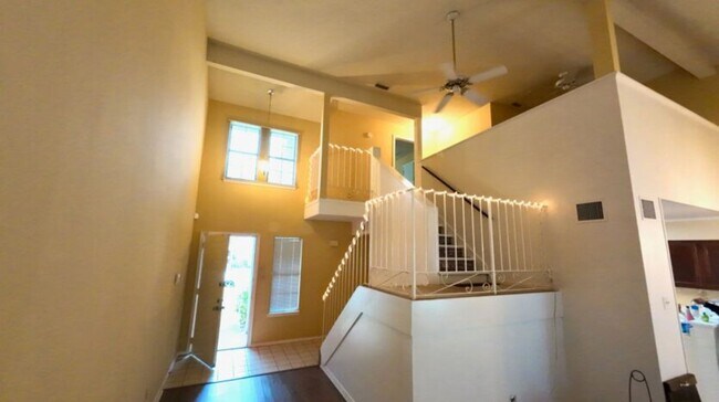 Building Photo - 5900 Grelot Rd