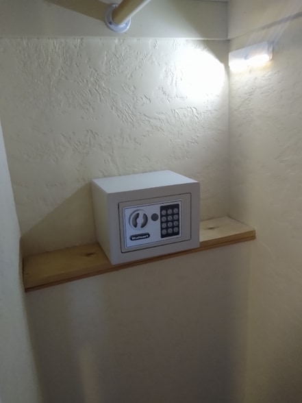 Building Photo - 28710 3rd St