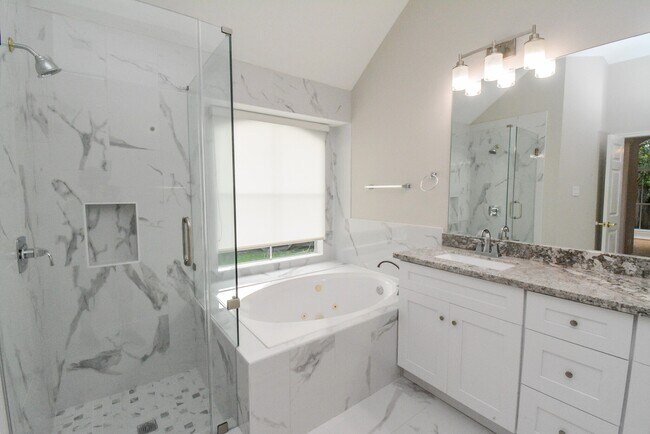 Building Photo - 1638 Almond Brook Ln