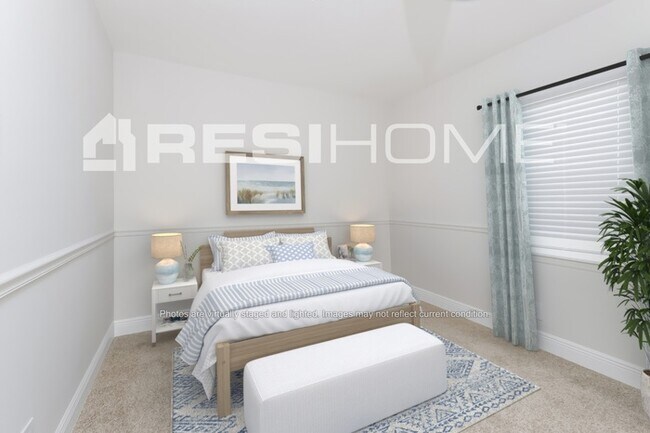 Building Photo - 9940 Spanish Isles Dr