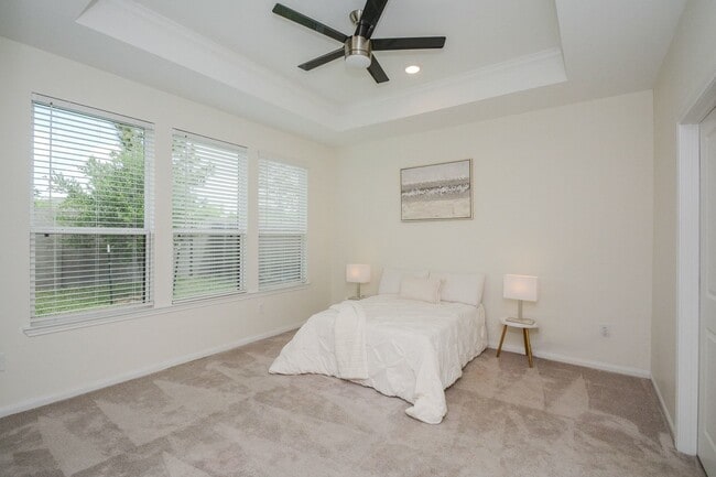 Building Photo - 18134 Sonresa Wy