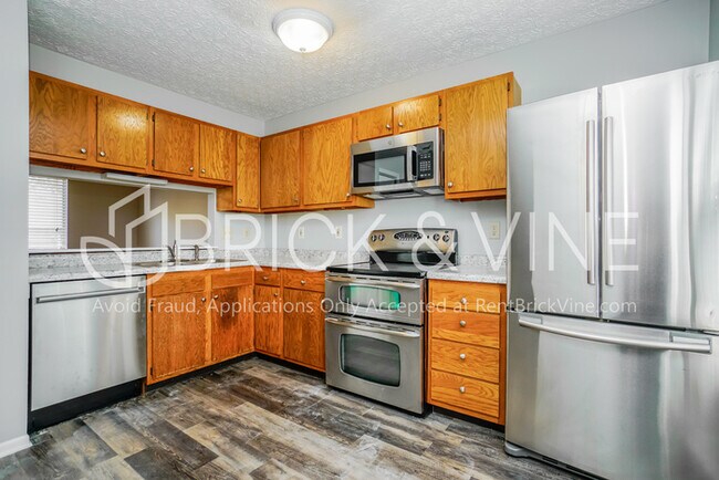 Building Photo - 6784 Erindale Drive