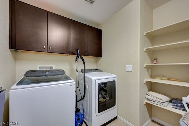 Building Photo - 55 Morning Mimosa Ct
