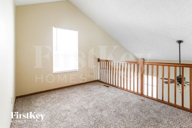 Building Photo - 3955 Rosette Dr