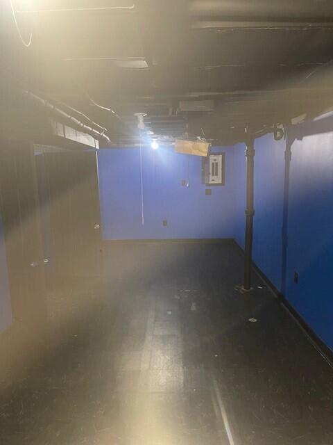 Building Photo - 11798 Outer Dr W